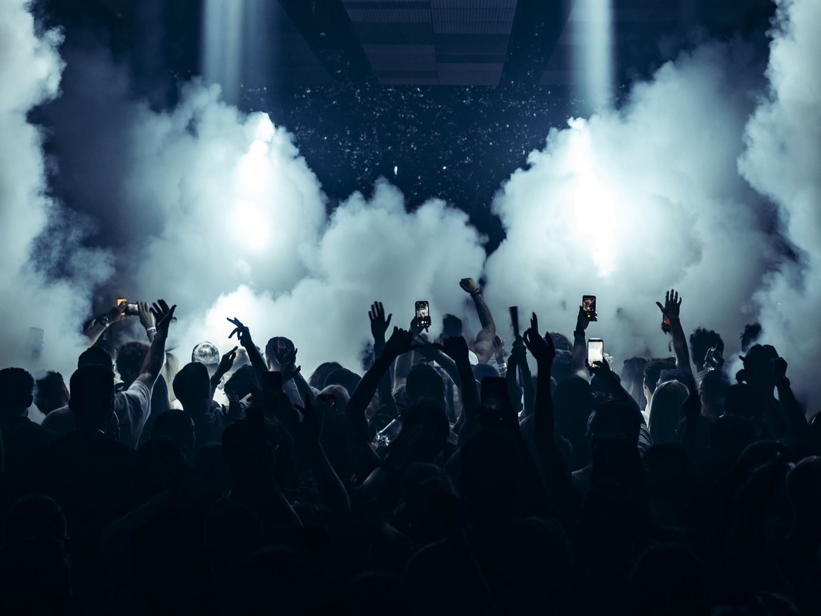 Foto de edição passada · 2026 — Dom Dolla (Theatre) + Ewan McVicar Presents Club Knuckles (Club Room) — Friday residency