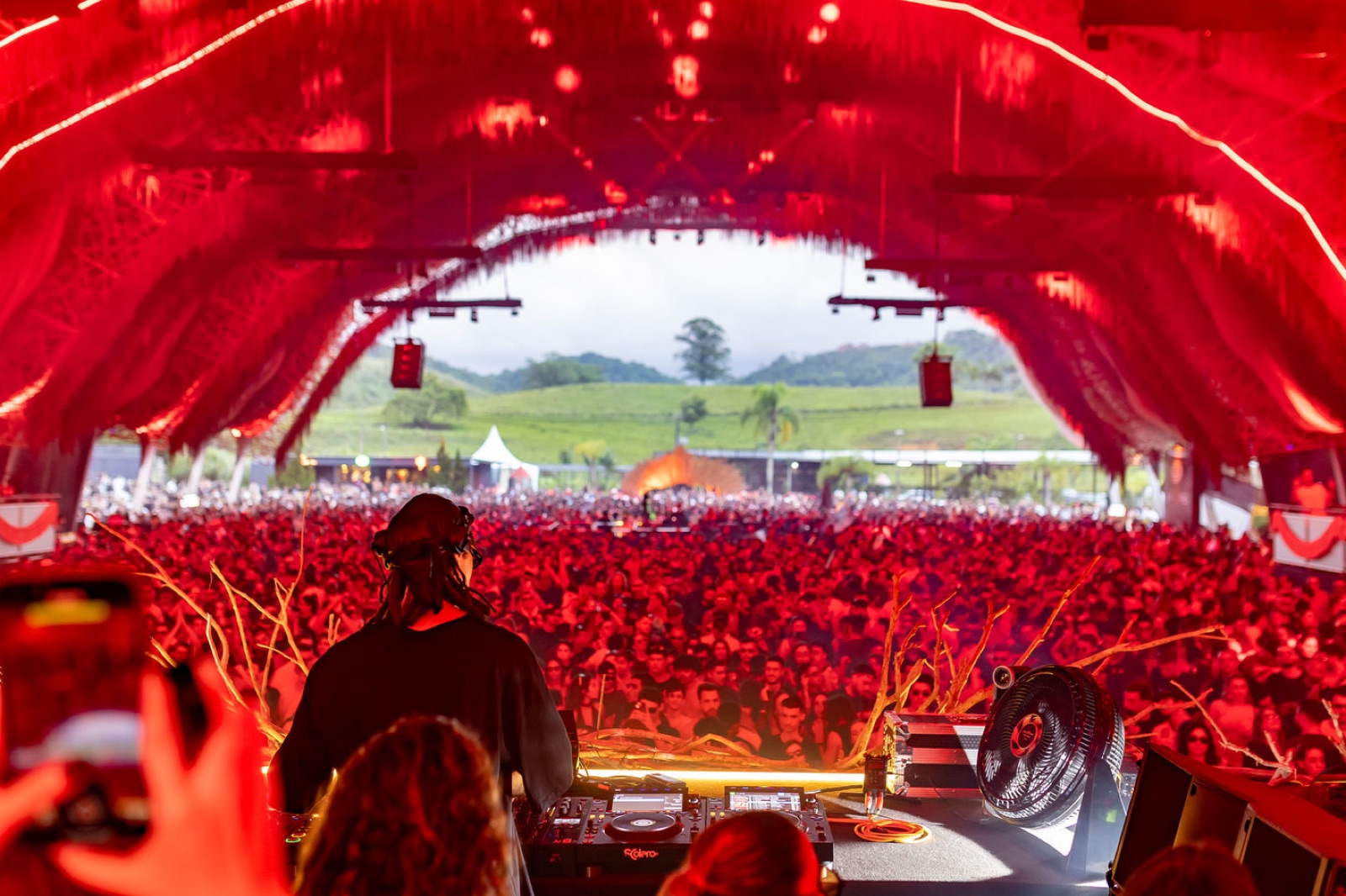 Past edition photo · 2025 — PAWSA at Ritual (with Ratier b2b Brisotti)