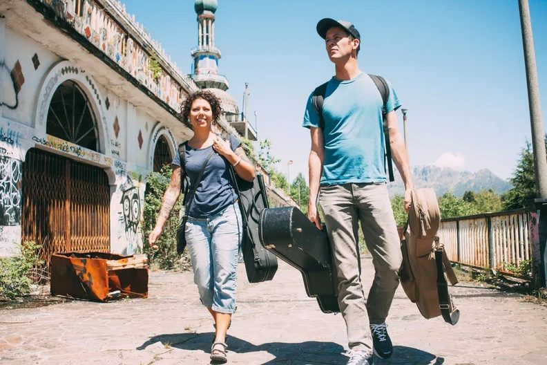 Bild der Quelle — Folk rock from Seattle & Milano mit Mike Spine und Barbara Luna