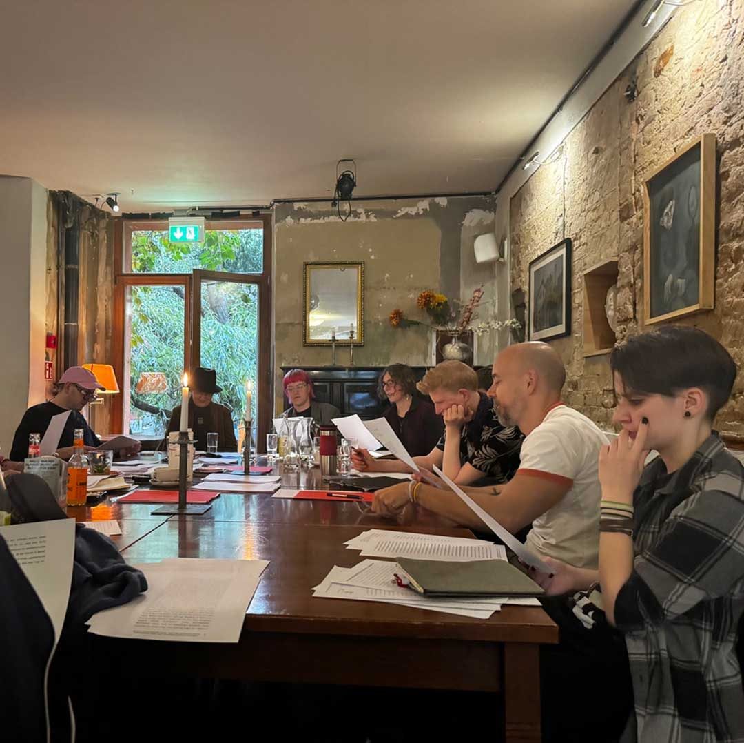 Source image — Berliner Literaturwerkstatt QUEER Vol. 3