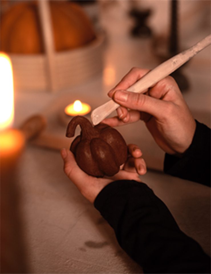 Source image — Workshop de Cerâmica de Halloween | Halloween Ceramics Workshop