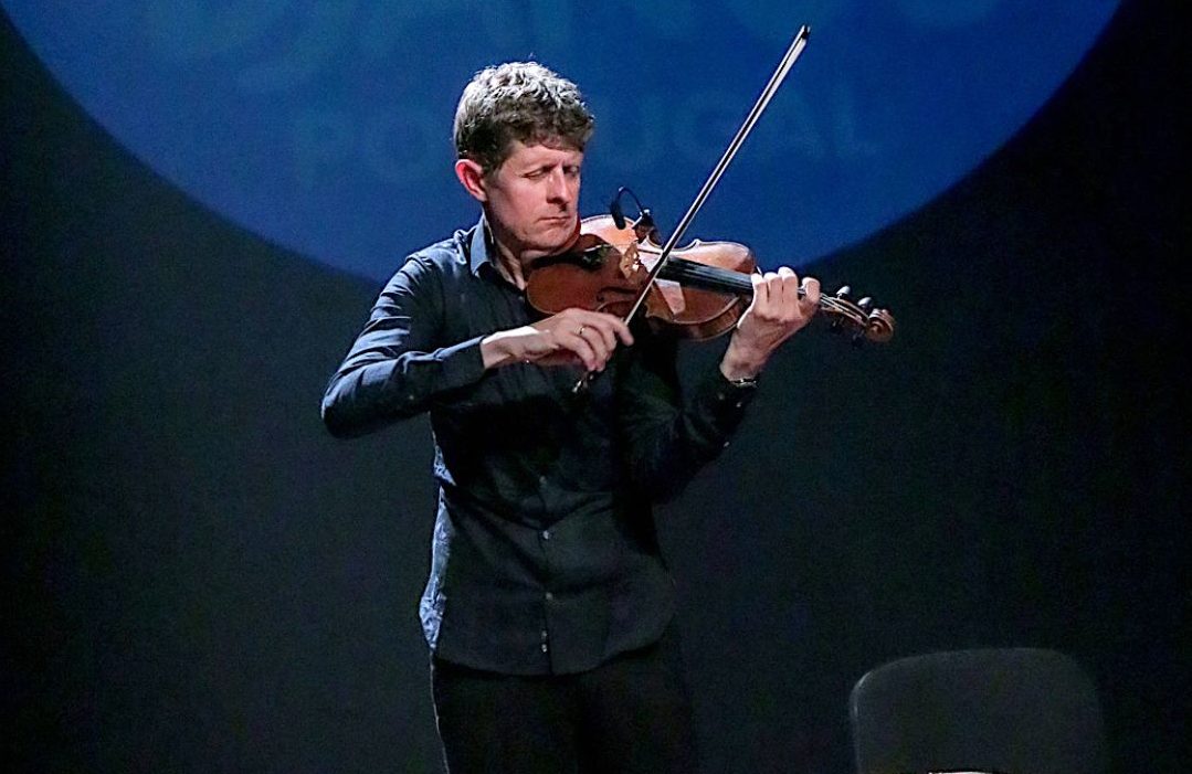 Imagem da fonte — Tim Kliphuis Trio