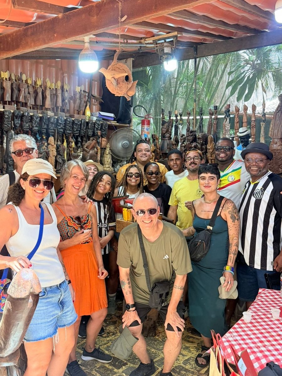 Afbeelding van de bron — Caminhada Salvador Negra 24/10