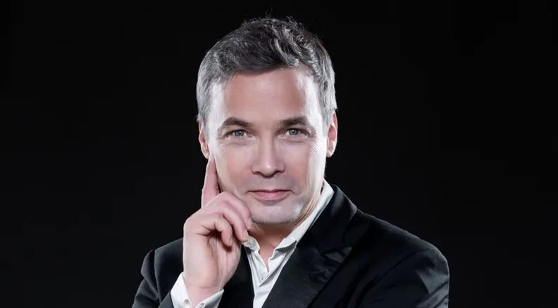 Imagem da fonte — Marc Secara & Orchester „Nur das Beste!"