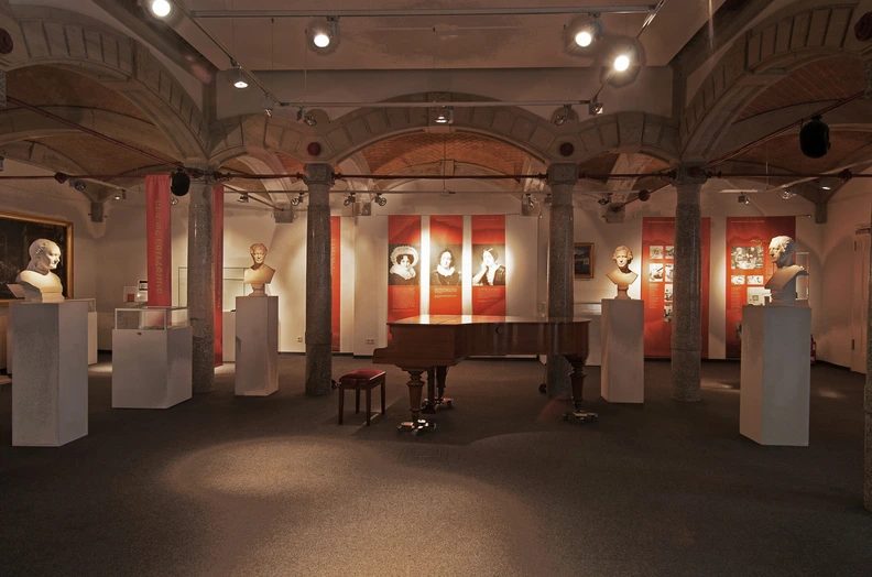 Imagem da fonte — Voices of Romanticism – Women Composers in Dialogue