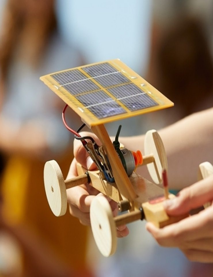 Imagen de la fuente — Carrinhos Solares - Toy Solar Cars