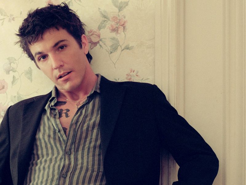 Image de la source — ROLE MODEL — Chuck On Tour