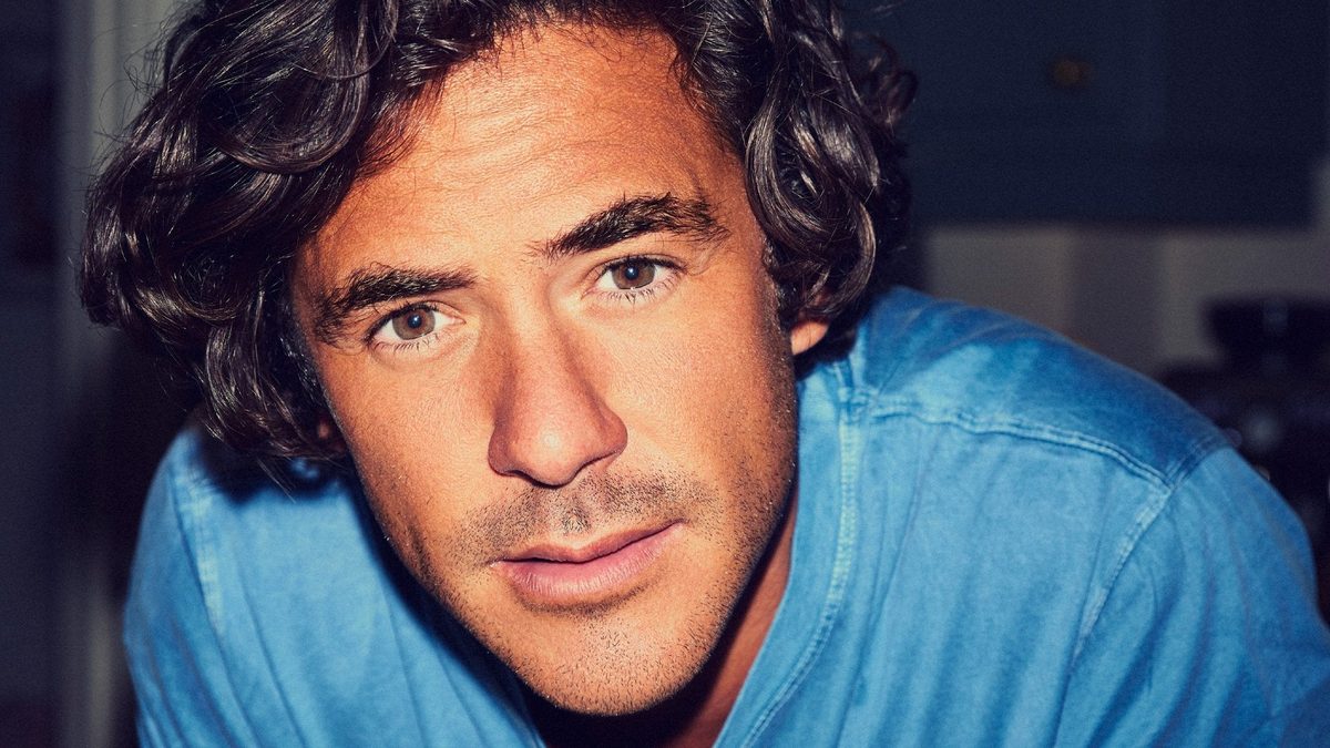 Afbeelding van de bron — Jack Savoretti