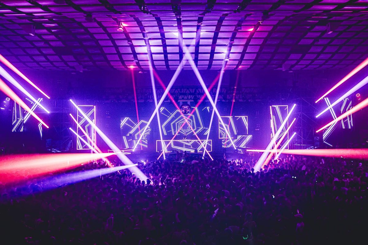 Imagem da fonte — X-Formosa BLACK ARENA