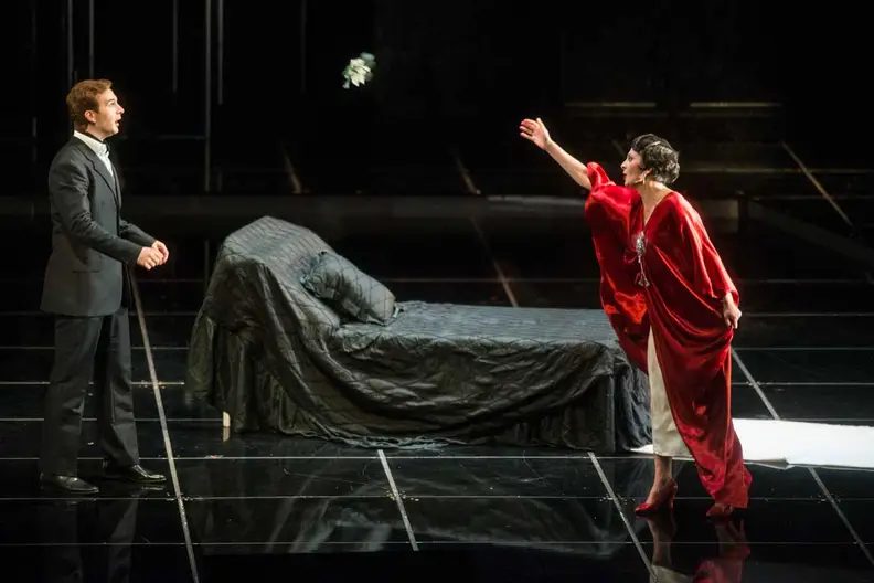 Image de la source — La traviata