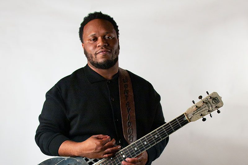 Image de la source — Jontavious Willis