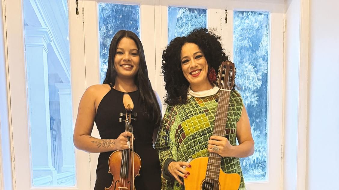 Imagem da fonte — Sábado Homenagem apresenta Juliana Maia - Duo Cordas com Luanda Freitas