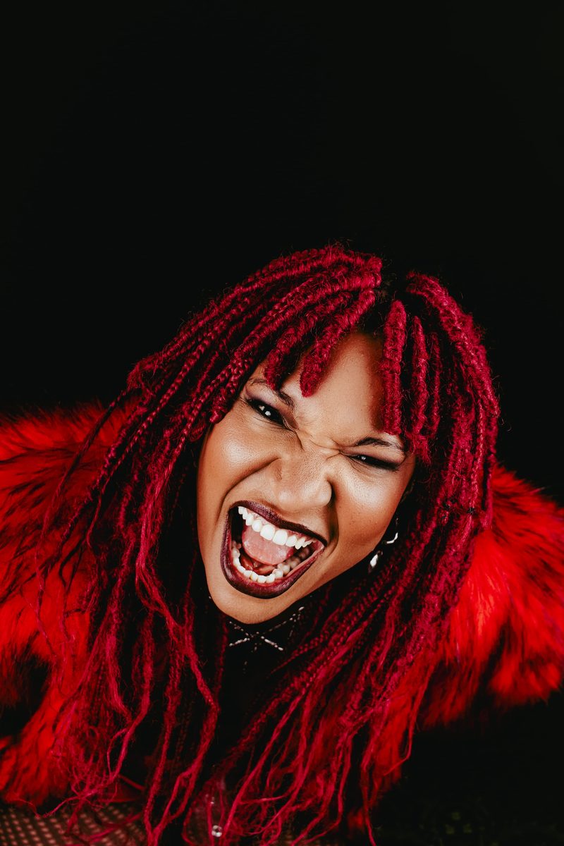 Imagem da fonte — Rock in Gil - Larissa Luz canta os rocks de Gilberto