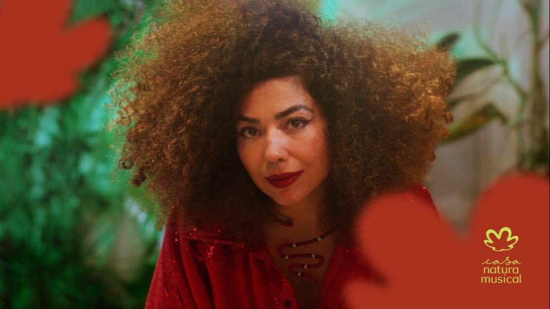 Imagem da fonte — Vanessa Moreno Visita Djavan