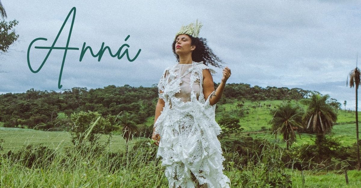 Imagen de la fuente — Lançamento Baile de Sol com Anná no Canto da Ema
