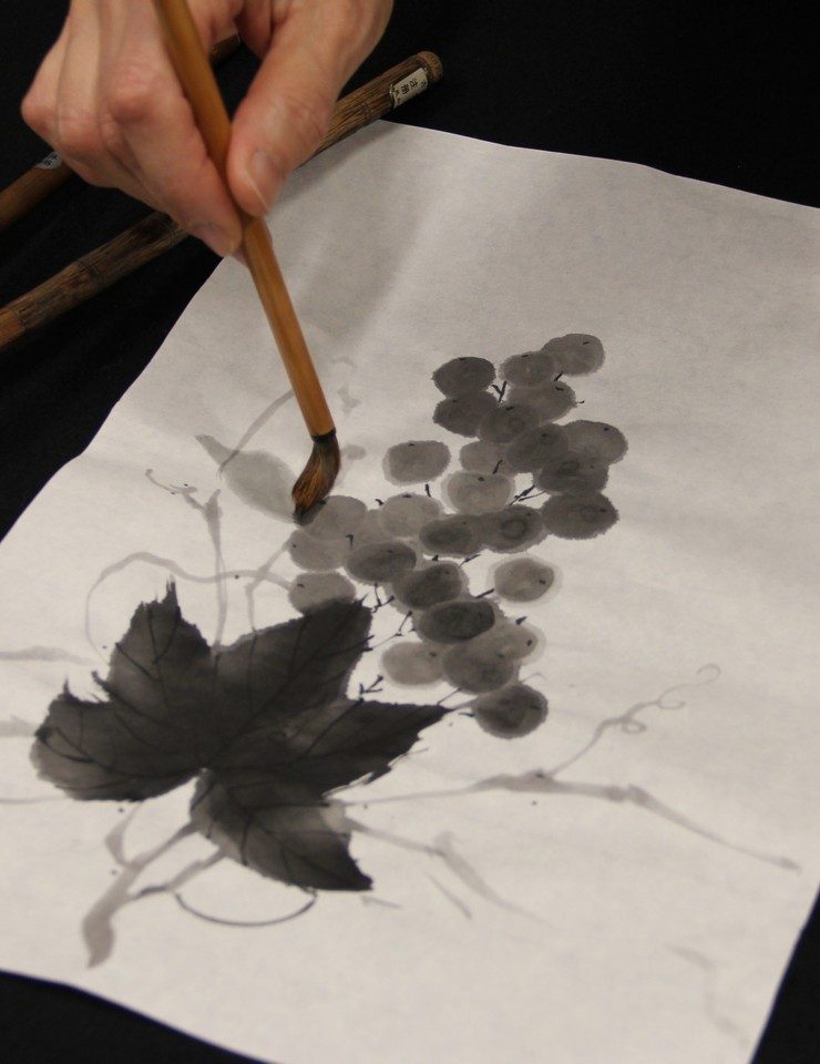 Imagem da fonte — Oficina de introdução à pintura sumi-e