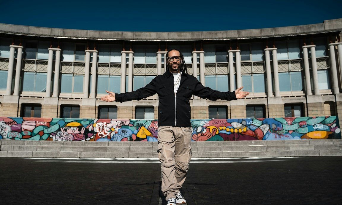 Imagem da fonte — Bristol Sounds: Roni Size & Reprazent - New Forms 30th Anniversary