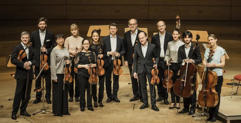 Bild der Quelle — Berliner Philharmoniker Ensembles. Berliner Barock Solisten and Daishin Kashimoto with Vivaldi’s “The Four Seasons”