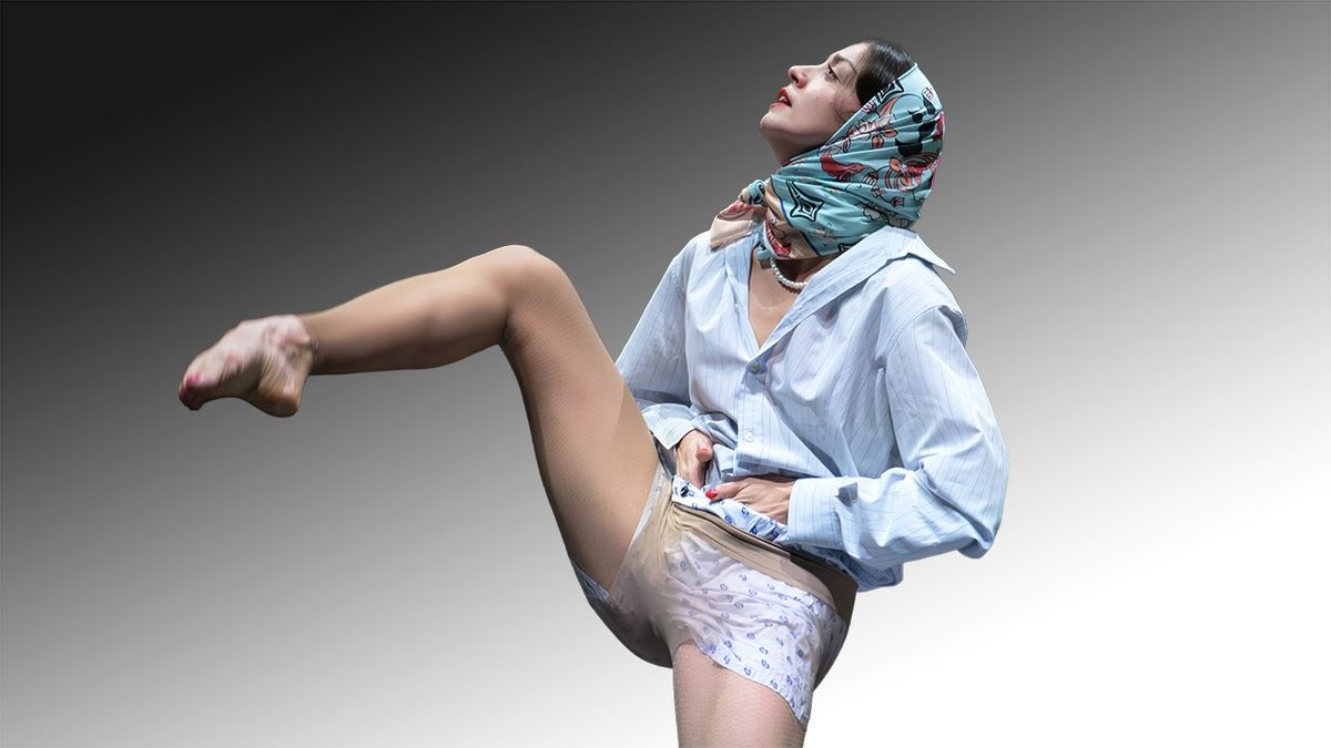 Image de la source — Aterballetto no MAM: MicroDanze. Além dos limites do palco tradicional