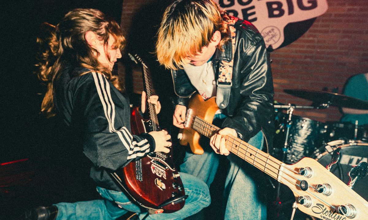 来源图片 — TGBB fest : Hungry + lttl mort + CABL + Mouth Ulcers + Insider Trading + Peer Pleasure + Doom Fever