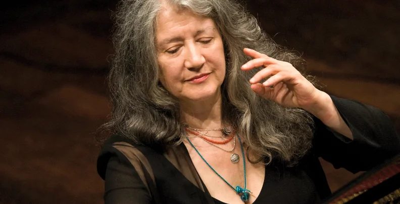 Imagem da fonte — Oxford Philharmonic Orchestra + Martha Argerich