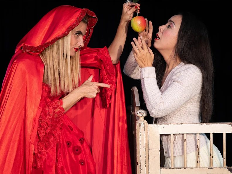 출처 이미지 — Hans in Luck | Snow White