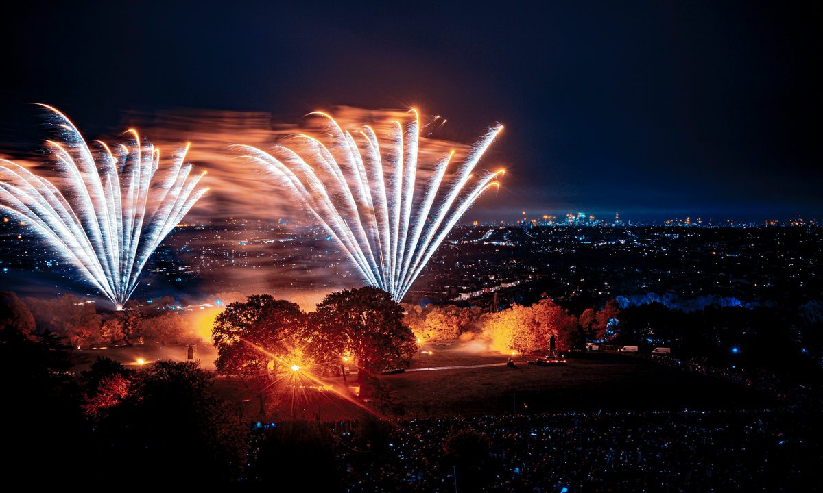 出典の画像 — Ally Pally Fireworks & Drone Festival – Saturday