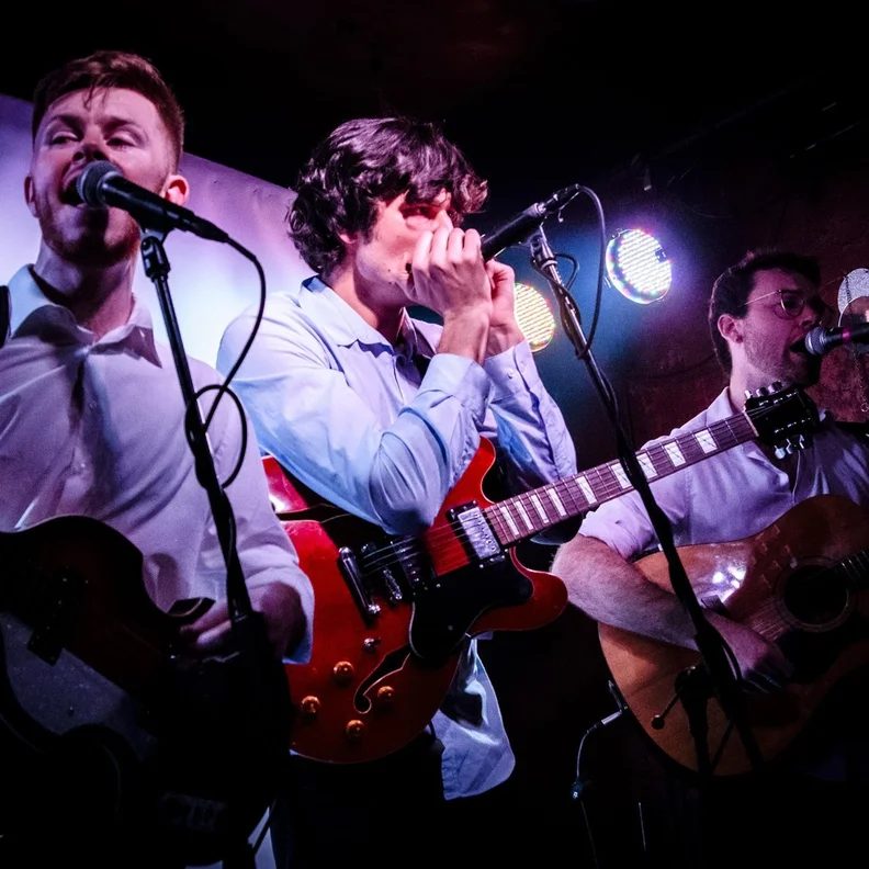 출처 이미지 — Beatles Tribute with Big Tom and the Bogsnorklers