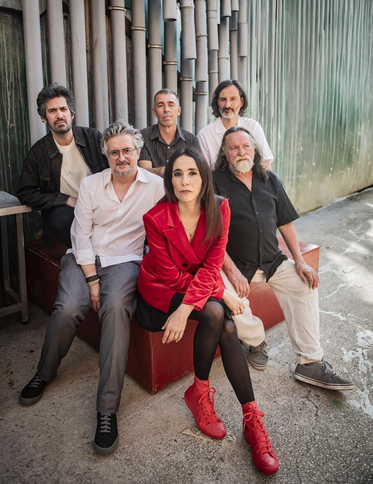Imagem da fonte — Cara de Espelho