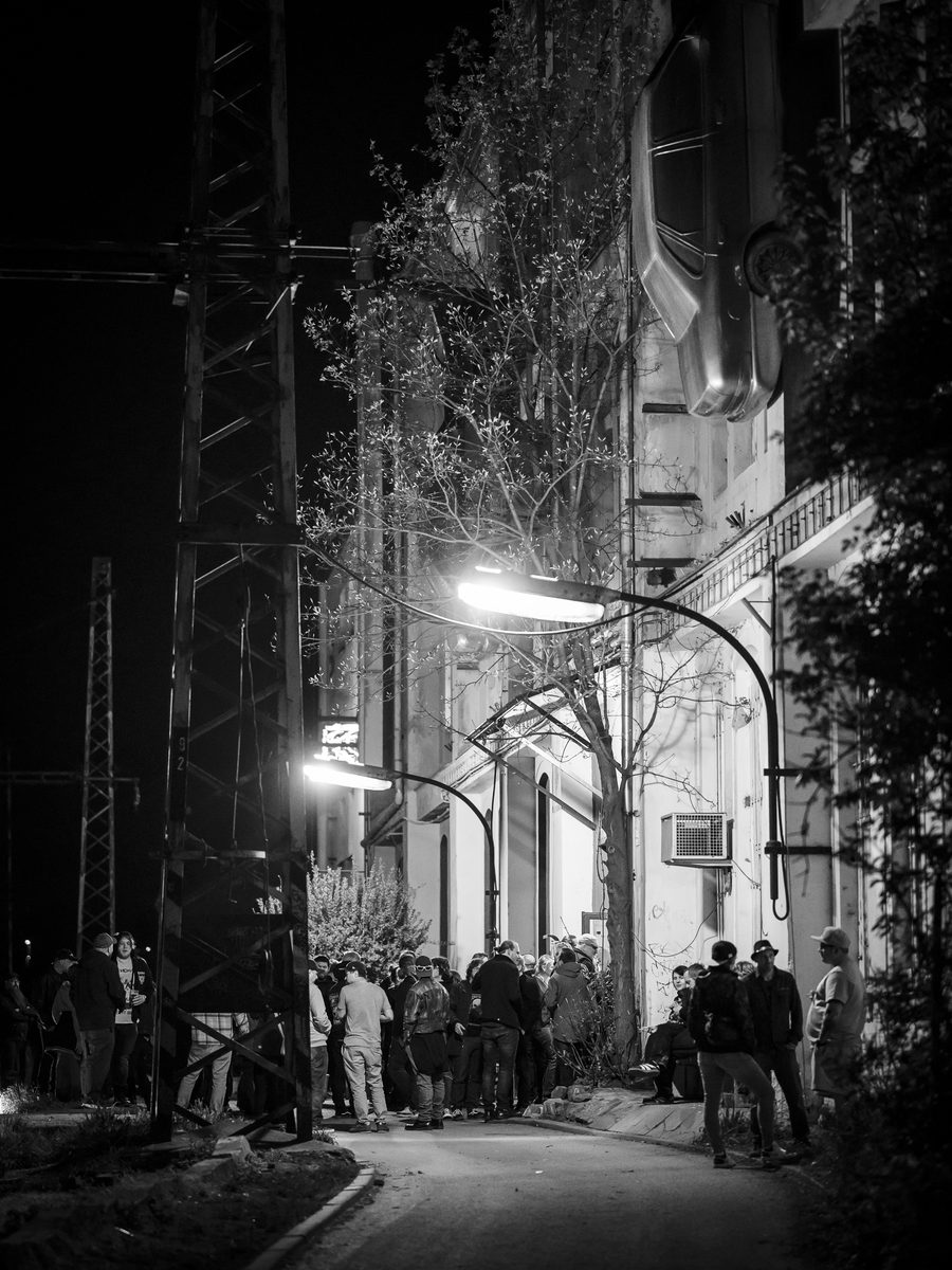 Imagem da fonte — Exhibition Openings