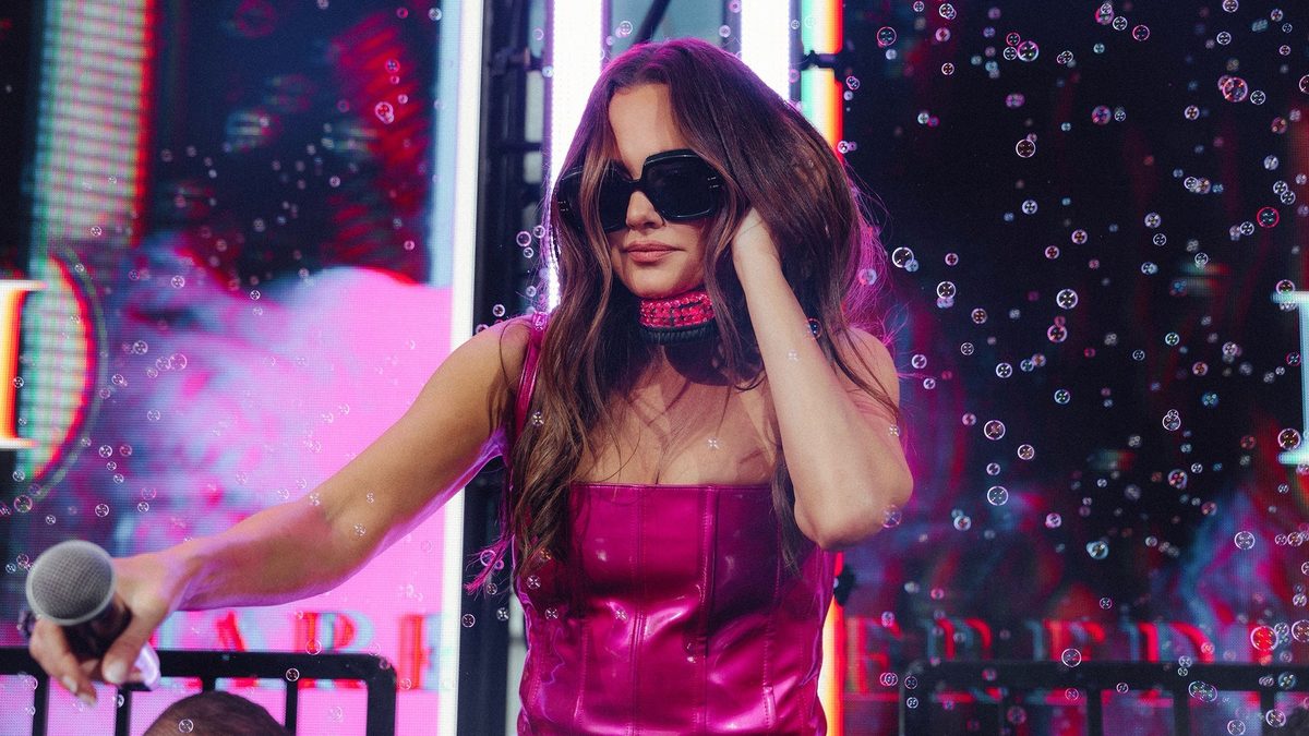 Imagem da fonte — DJ Meredith Marks - YOU.CAN.DANCE.TOUR