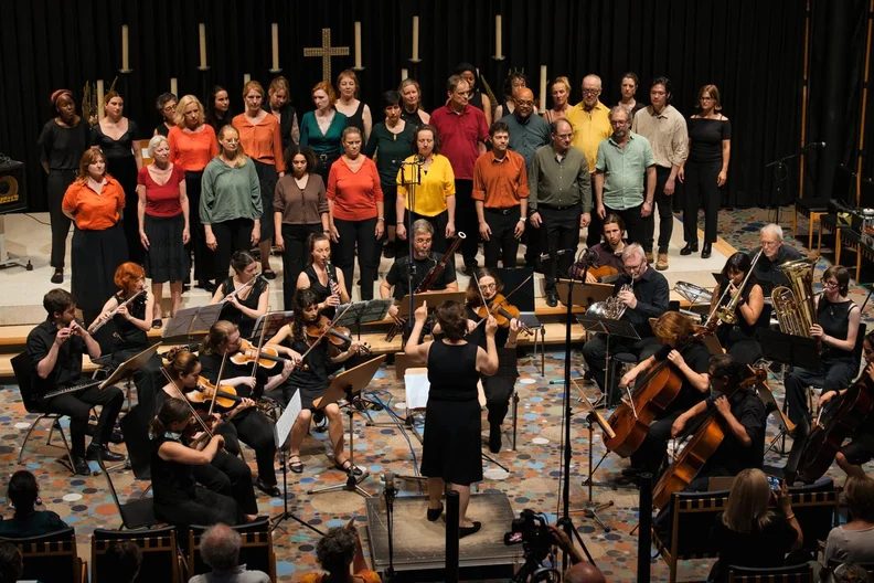 Imagem da fonte — Brasil Orchestra Berlin | Symphony meets accordion