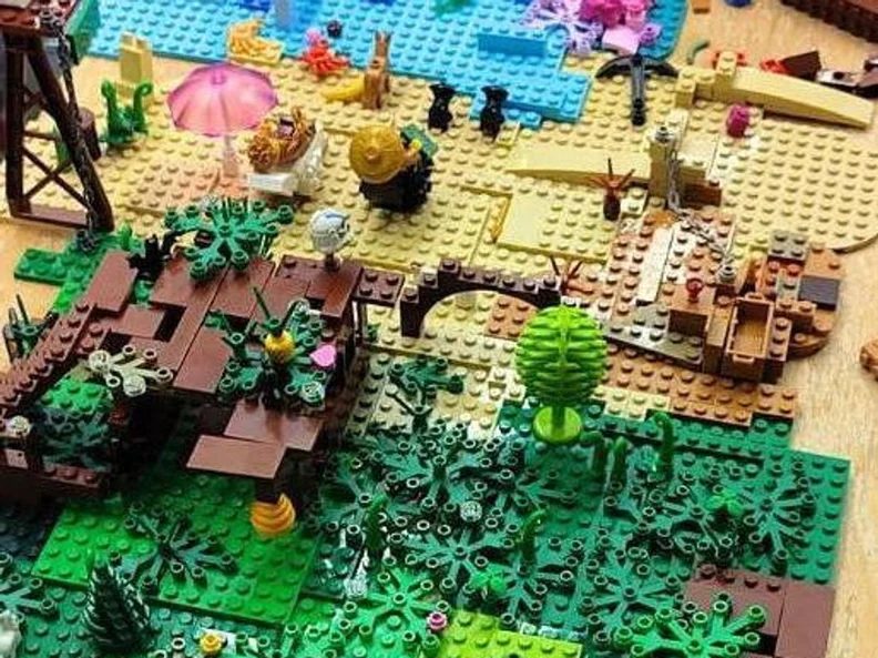 出典の画像 — Lego Afternoon (Apprentice Weeks)