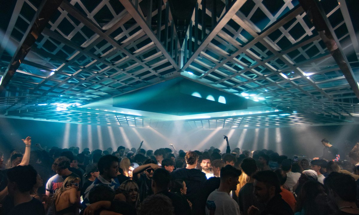 Bild der Quelle — Armand Van Helden