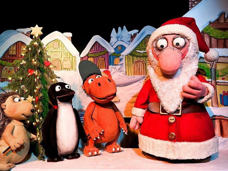 Bild der Quelle — The Little Dragon Coconut Celebrates Christmas – by Ingo Siegner: Bielefeld Chamber Puppet Theatre