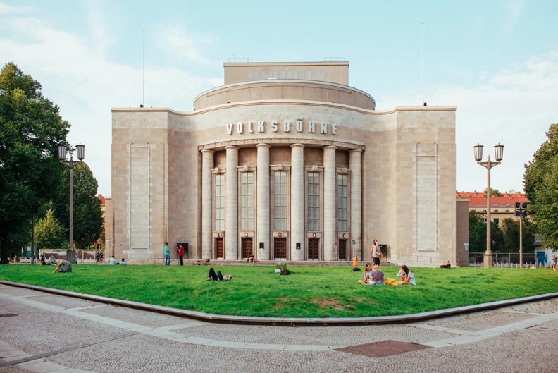 Bild der Quelle — A Friend in Berlin