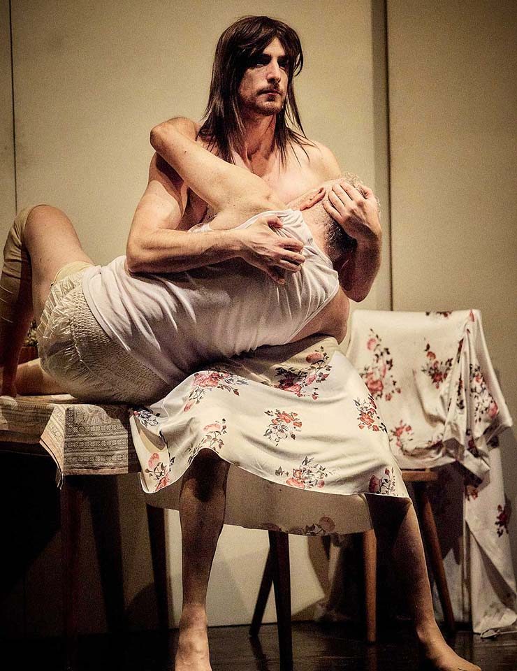 Image de la source — Bashar Murkus and Khulood Basel / Khashabi Theatre Palestine YES DADDY