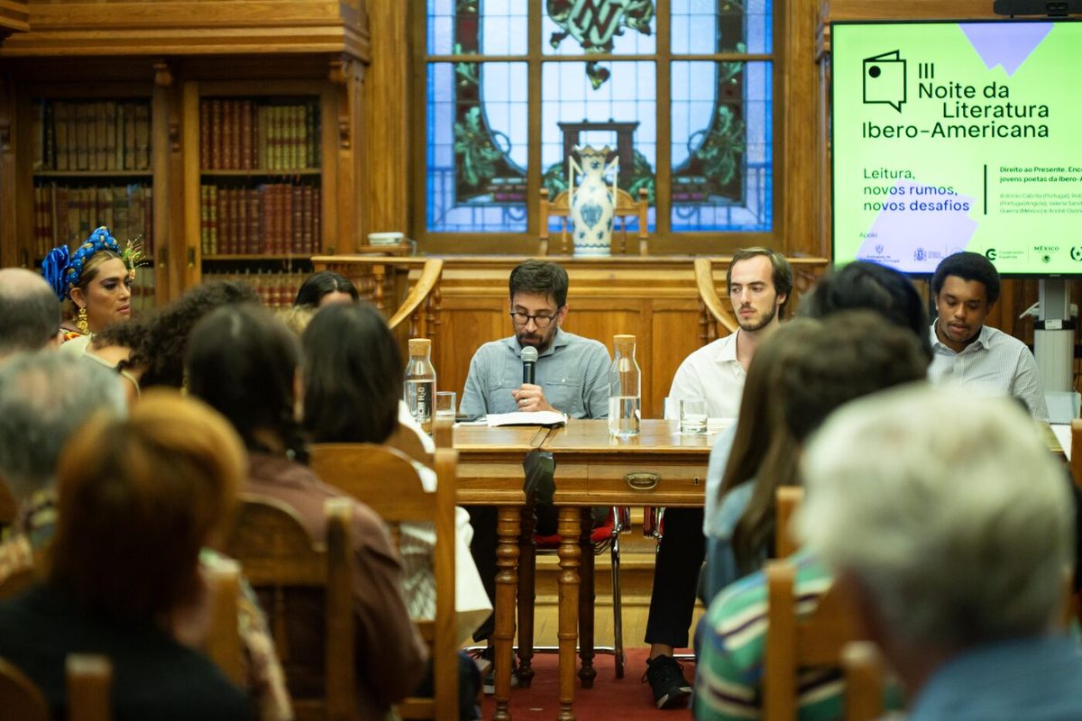 Image de la source — IV Noite da Literatura Ibero-Americana