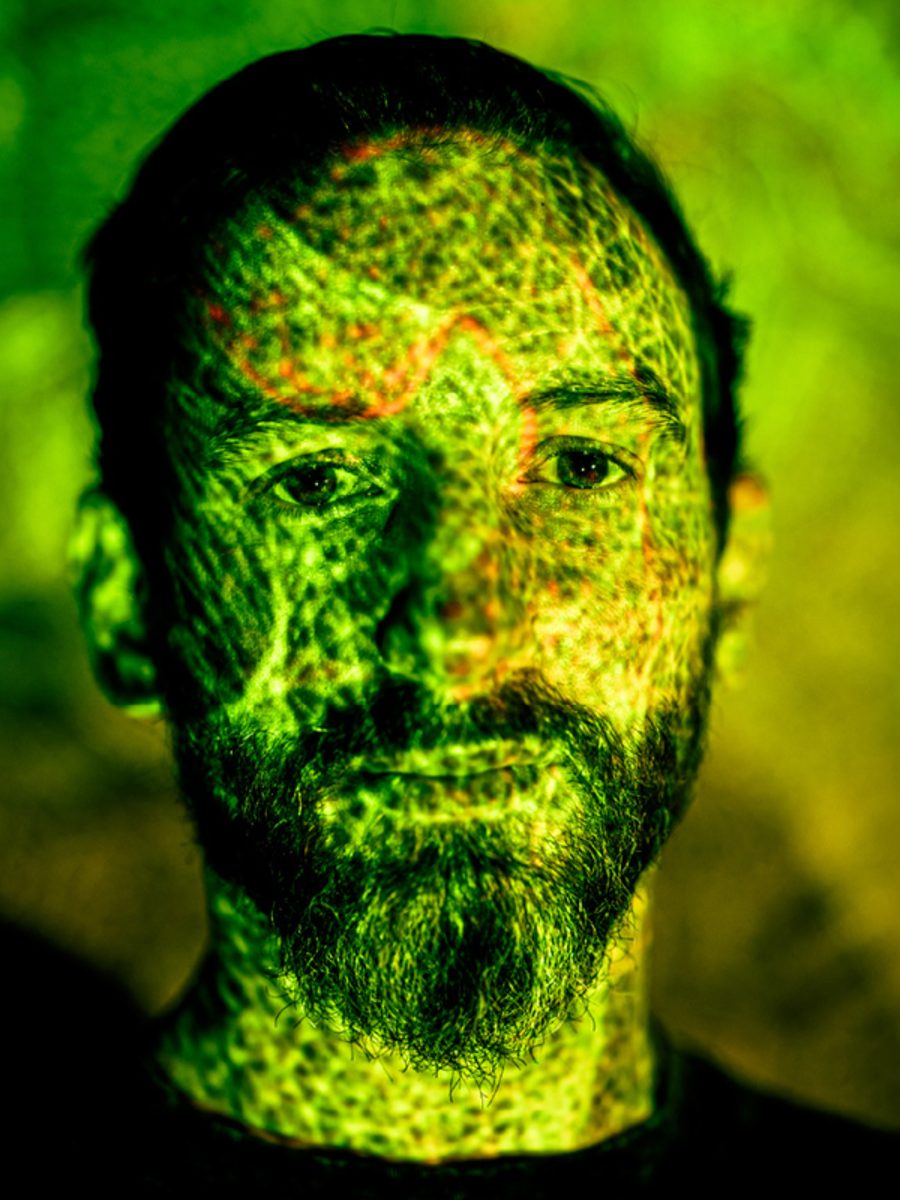 Imagem da fonte — Max Cooper