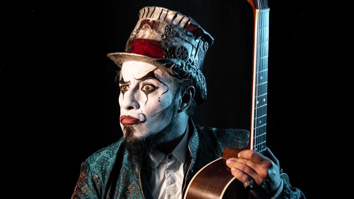 Imagem da fonte — Fernando Anitelli apresenta O Teatro Mágico - Casa de Cultura Villa Maria, pelo TEATRO FIRJAN SESI CAMPOS