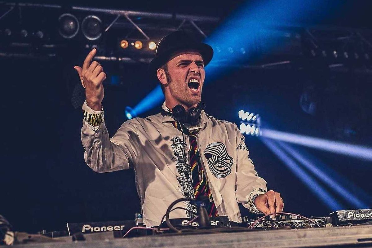 Imagem da fonte — CHAMPION SOUND