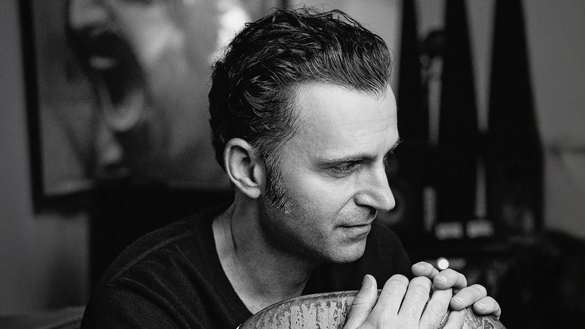 Imagen de la fuente — Dweezil Zappa DZ20: Like Father, Like Son