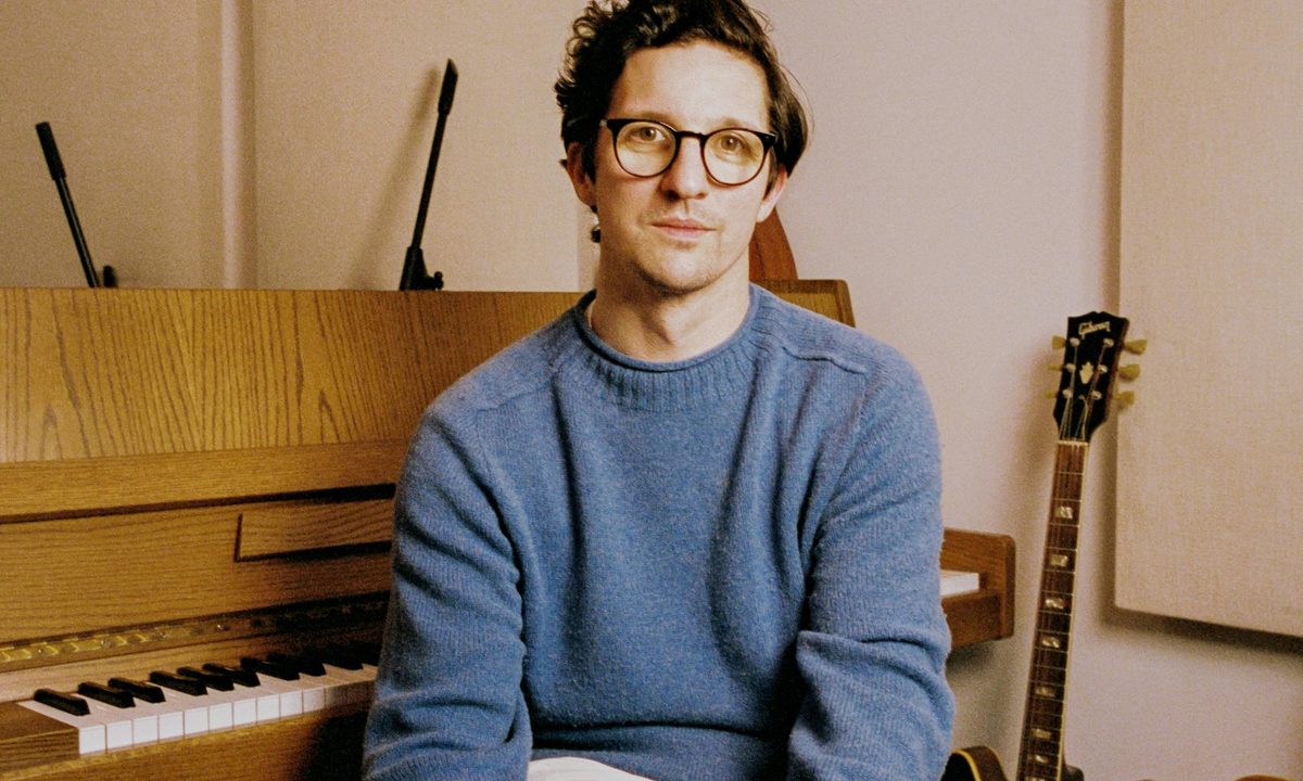 Image de la source — Dan Croll: Stripped Back + Signing