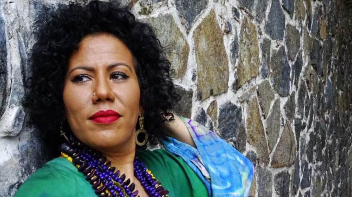 出典の画像 — Indiana Nomma canta Mercedes Sosa