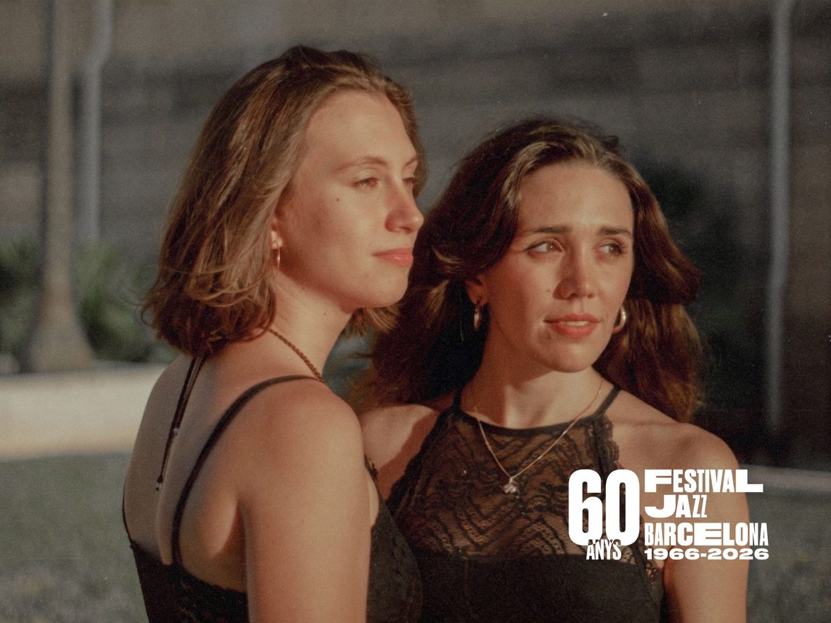 Imagem da fonte — Carolina Alabau i Èlia Bastida amb Òscar Alabau i Marc López: Something New