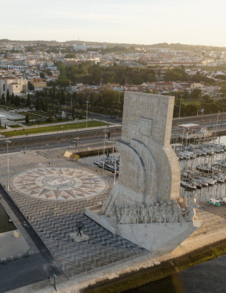 Imagen de la fuente — Visita | Padrão dos Descobrimentos