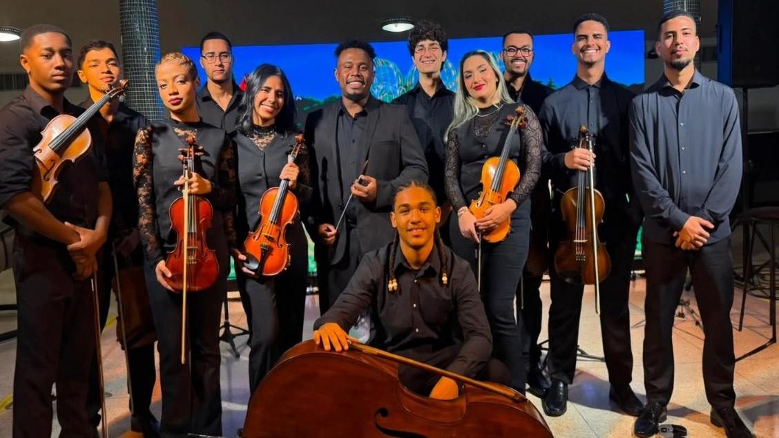 Afbeelding van de bron — Clássicos Domingos apresenta Grupo AquarelaRio