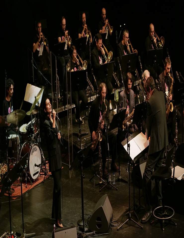 Imagem da fonte — ORQUESTRA JAZZ DE MATOSINHOS & CRISTINA BRANCO