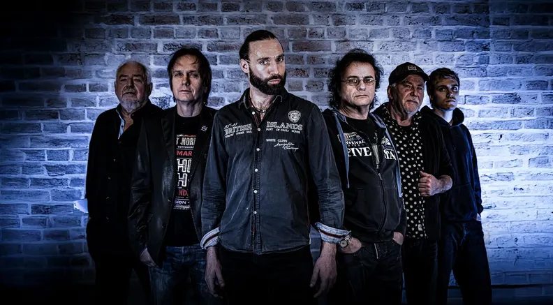 Imagem da fonte — Karussell 50 Jahre deutsche Rockmusik