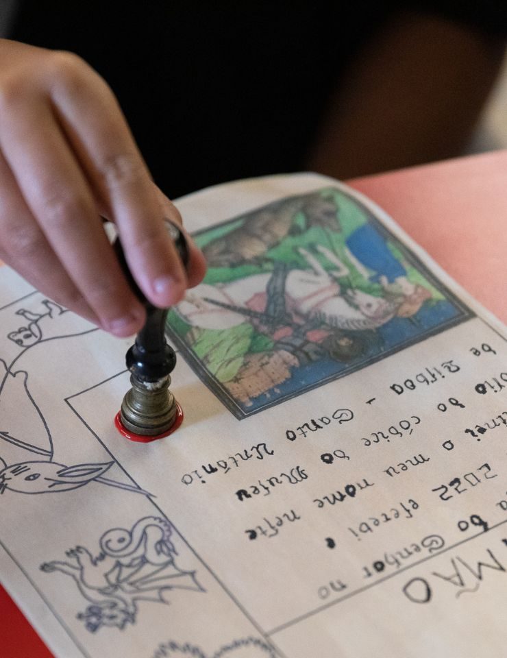 Imagen de la fuente — SANTO ANTÓNIO - SCRIPTORIUM - OFICINA PARA FAMÍLIAS
